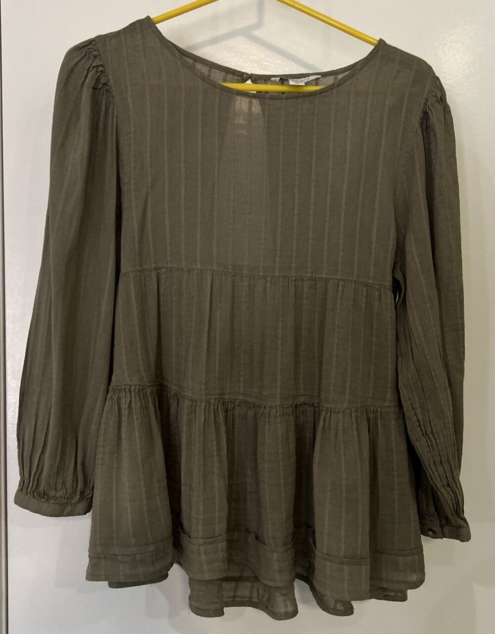 American Eagle Women’s Size S Green 3/4 Sleeve Ruffled Blouse